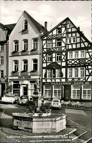Ansichtskarte Hachenburg VW Käfer, Autos, Westerwald Bank, Alter Markt 1965