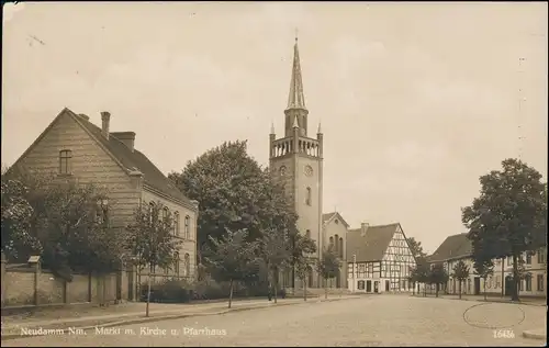 Postcard Neudamm (Neumark) Dębno Marktplatz - Kirche 1930