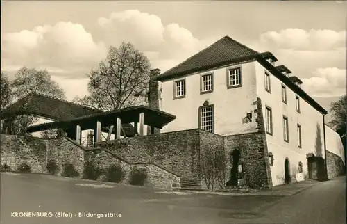 Kronenburg Eifel-Dahlem (Nordeifel) Straßenpartie an der Bildungstätte 1964