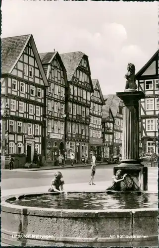 Ansichtskarte Melsungen Kinder am Marktbrunnen - Geschäfte 1962
