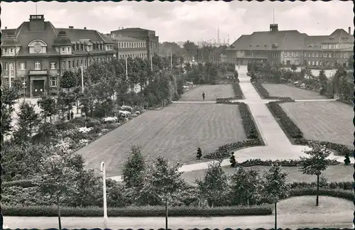 Ansichtskarte Wanne-Eickel-Herne Anlagen am Bahnhof 1957