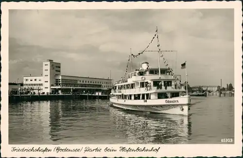 Ansichtskarte Friedrichshafen Hafenbahnhof und Schiff Schwaben 1955