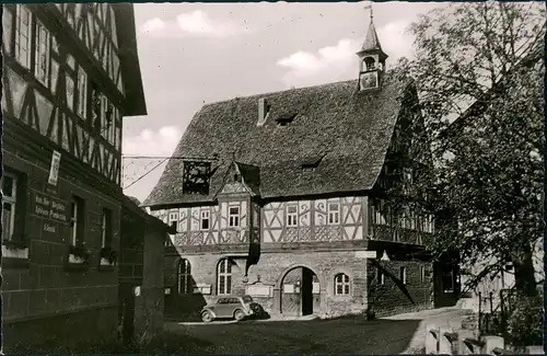 Großheubach Auto vor Rathaus, kleine Gaststätte, Fachwerkhäuser 1955