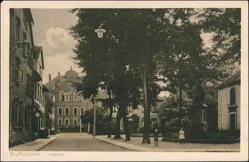 Ansichtskarte Burgdorf (Han) Platz, Geschäfte Amtsgericht 1912