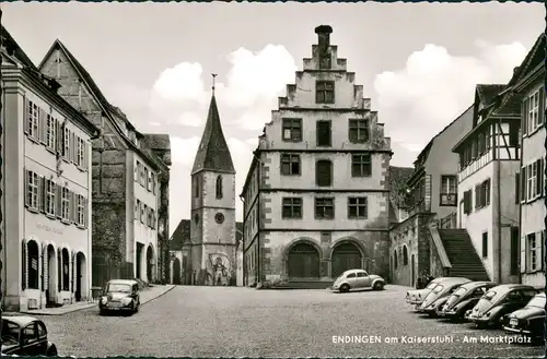 Endingen am Kaiserstuhl Markplatz Autos ua. Auto VW Volkswagen Käfer Beetle 1955