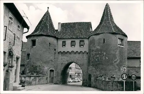 Ansichtskarte Prichsenstadt Echtfoto-AK Stadttor Strassen Partie 1955