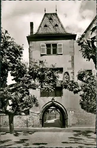 Eltville am Rhein Strassen Partie Durchfahrt am Martinstor 1960