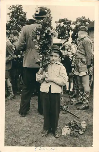 Bremervörde Privatfoto Schützenfest Schützen Junge mit Strauß 1954 Privatfoto