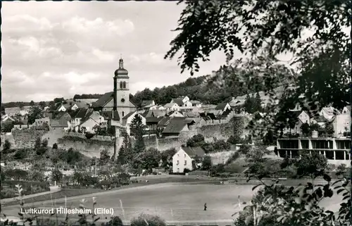 Hillesheim (Eifel) Panorama des Dorfes, Eifel, Blick zur Kirche 1967
