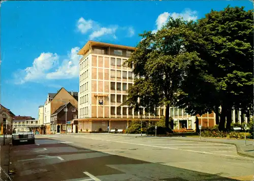 Ansichtskarte Velbert Strassen Partie mit Sparkasse & Mercedes Benz Auto 1974