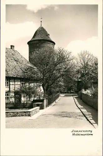 Ansichtskarte Dannenberg (Elbe) Strassen Partie am Waldemarturm 1955
