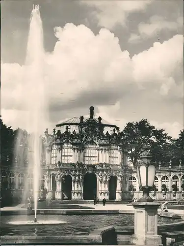 Ansichtskarte Innere Altstadt-Dresden Dresdner Zwinger 1930 Walter Hahn: