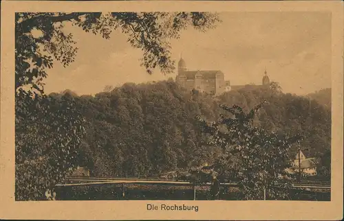 Ansichtskarte Rochsburg-Lunzenau Schloss bewaldet Gesamtansicht 1922