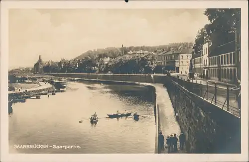 Ansichtskarte Saarbrücken Fluss Saar Häuser-Partie mit Ruderbooten 1920