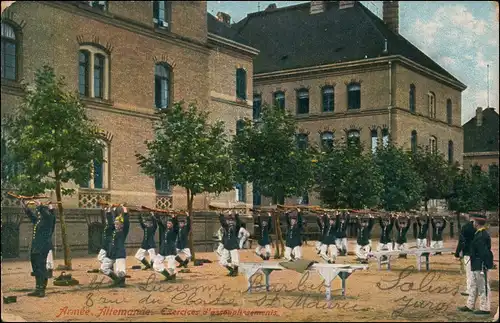 Ansichtskarte  Soldaten beim Exerzieren FEldpost Frankreich 1914