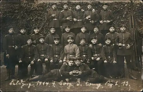 Militär Propaganda Kompagnie Gruppenfoto Echtfoto 1914  Stempel Rekruten-Depot)