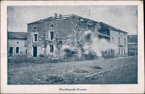 Ansichtskarte  Photo World War I. Foto einer einschlagenden Granate 1916