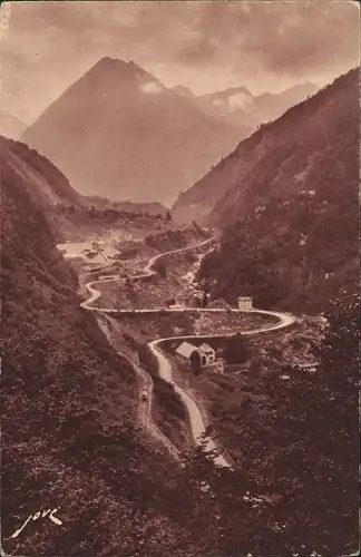 CPA Cauterets Route de Pierrefitte à Cauterets - Le Limaçon 1920