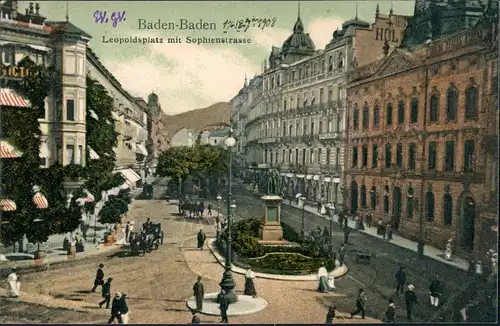 Baden-Baden Blick vom Leopoldsplatz zu Sophienstrasse belebt 1910