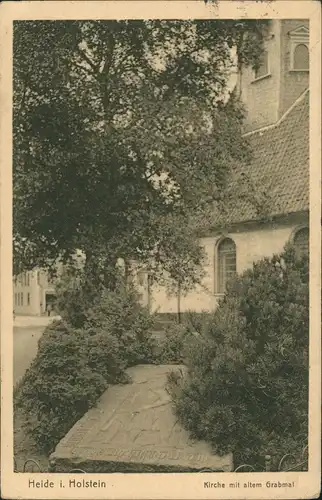 Ansichtskarte Heide (Holstein) Kirche mit altem Grabmal Gedenkstein 1930