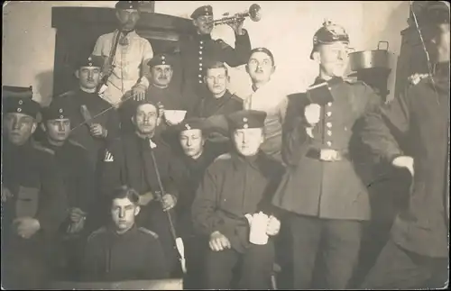 Wesel Musiziernde Soldaten auf der Stube Militaria 1913 Privatfoto