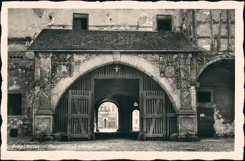 Postcard Brieg Brzeg Piastenschloß Portal Blick zum Markt 1928