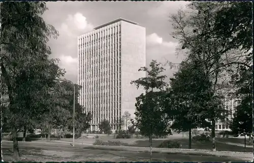 Ansichtskarte Karlsruhe Hochhaus der K.L.V. 1961
