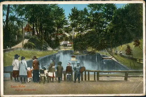 Ansichtskarte Südviertel-Essen (Ruhr) Idyll im Stadtgarten Kinder 1918