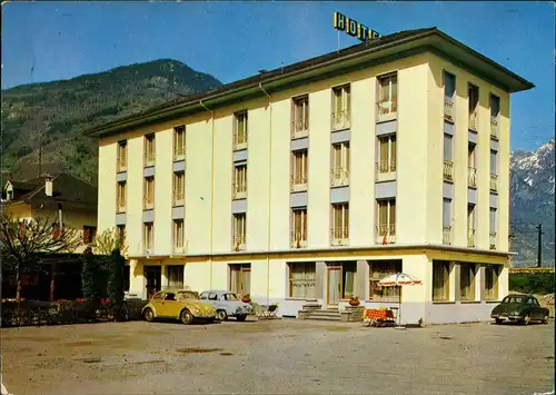 Ansichtskarte Martigny Hôtel-Relais du Grand-Quai, Autos Auto VW Käfer 1984