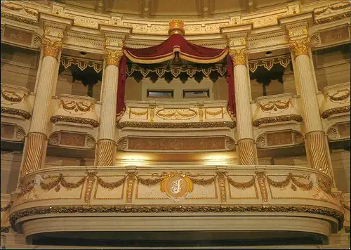 Innere Altstadt-Dresden Semperoper: Zuschauerraum - Detail der Mittelloge 1986