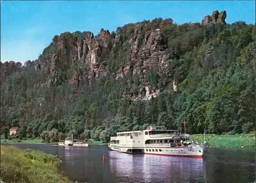 Ansichtskarte Rathen Fahrgastschiff Elbdampfer vor der Bastei 1977