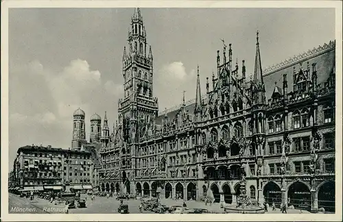 Ansichtskarte München Rathaus, Straße gel. Feldpost WK2 1940