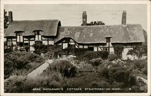 Postcard Stratford-upon-Avon ANNE HATHAWAY'S COTTAGE 1949