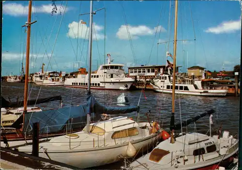 Bensersiel-Esens Hafen diverse Schiffe, Segelboote, Yachten 1978