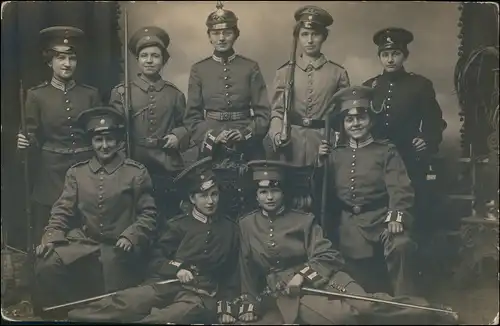 Ansichtskarte  Frauen als Soldaten Atelierfoto Dresden 1915
