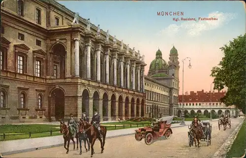 Ansichtskarte München Alte Residenz/Stadtschloss Reiter, Kutsche Auto 1913