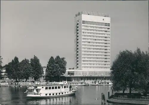 Ansichtskarte Potsdam Interhotel - Fähre 1970