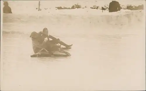 Foto  Wintersport: Schlitten/Rodeln - Kuvenschlitten 1936 Privatfoto