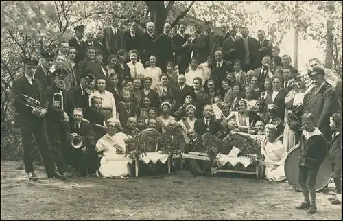 Gruppenfoto Gesellschaft & Musiker, Foto Bode Altona-Ottensen 1910 Privatfoto