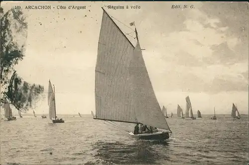 CPA Arcachon Arcaishon Segelboot Schiffe Regates à Voile 1924