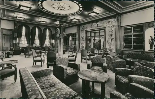 Ansichtskarte  Schiff Ship Paquebot LIBERTÉ Bibliothek 1. Klasse 1950