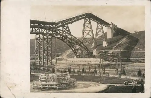 Foto  Brücke im Bau - Technik, Friedhof 1917 Privatfoto