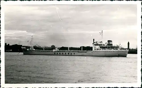 Schiffsfoto Ship-Photo Schiff SUNHEIM Frachtschiff 1960 Privatfoto