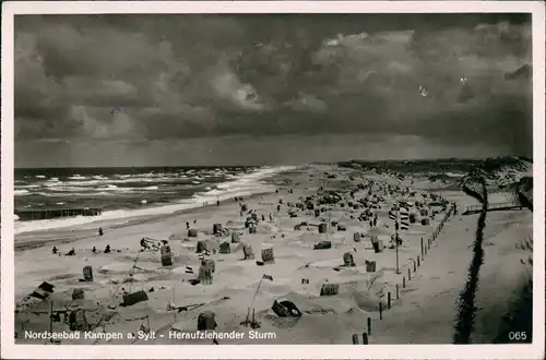 Ansichtskarte Gemeinde Sylt Strand Insel Sylt bei heraufziehendem Sturm 1955