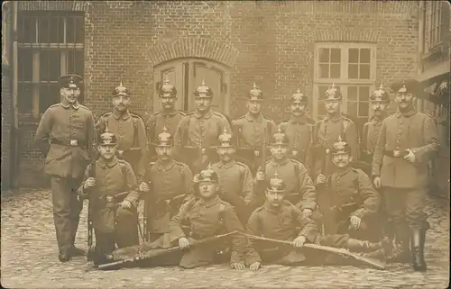 Militär Propaganda Soldaten mit Pickelhaube im 1. Weltkrieg 1916 Privatfoto