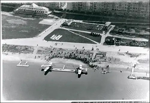 Dresden Vogelschau Blick auf Elbe Wasserflugzeuge Walter Hahn REPRO 1938 REPRO