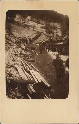 Ansichtskarte  Militär Soldaten bei Bau-Aktivitäten 1. Weltkrieg 1915