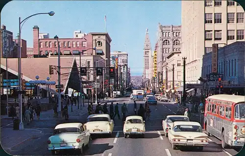 Postcard Denver 16th St., Traffic & Cars, alte amerikansiche Autos 1960