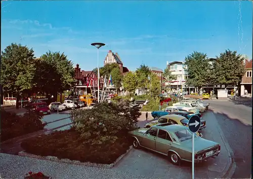 Ansichtskarte Heiligenhafen Verkehr KFZ Autos Auto Parkplatz am Markt 1979