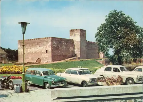 Deutsch-Jula Gyula | Giula Vár Burg Castle div. Auto Modelle Car & Cars 1970